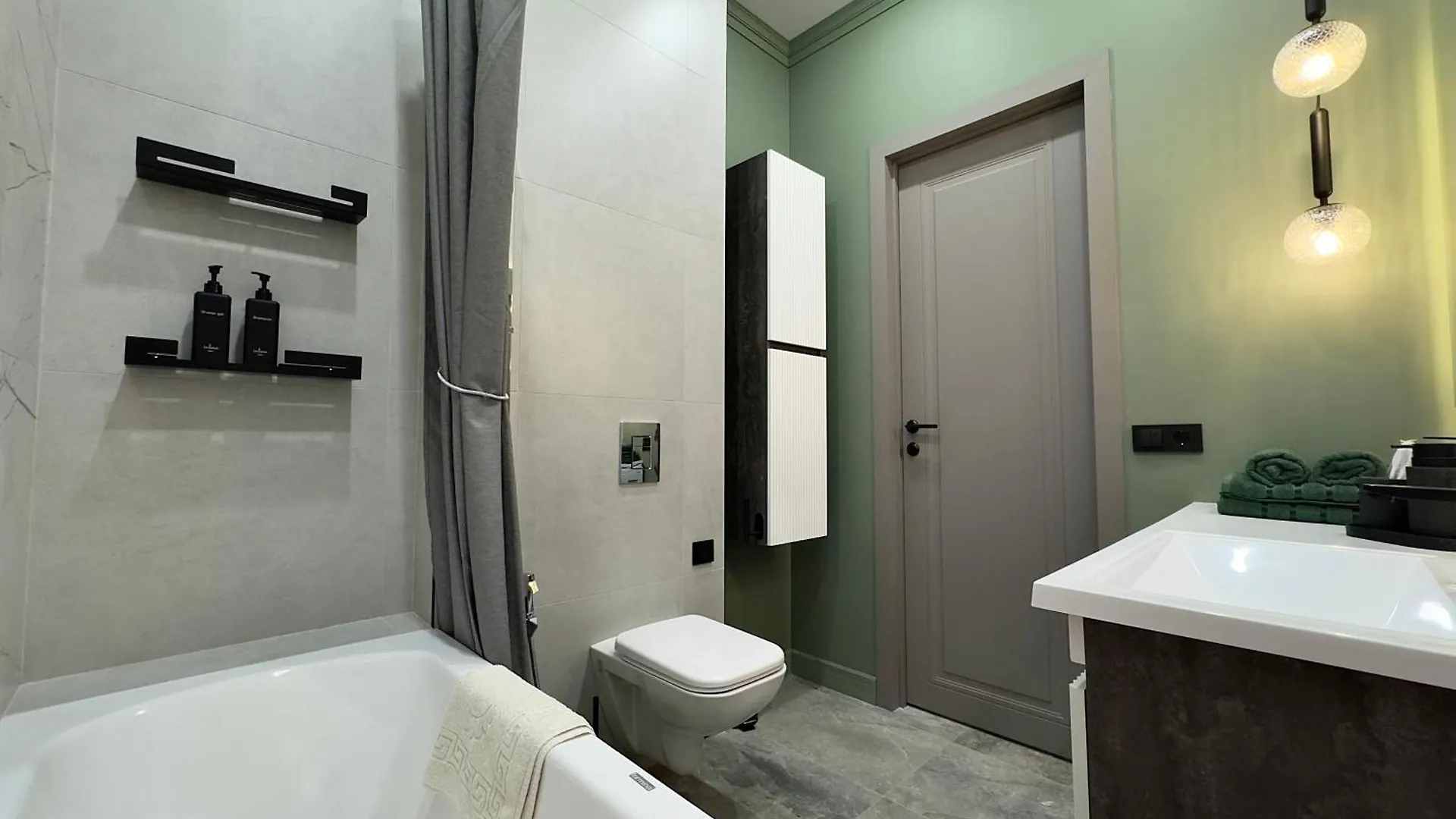 Green Suite With Mountain View Almaty Apartment